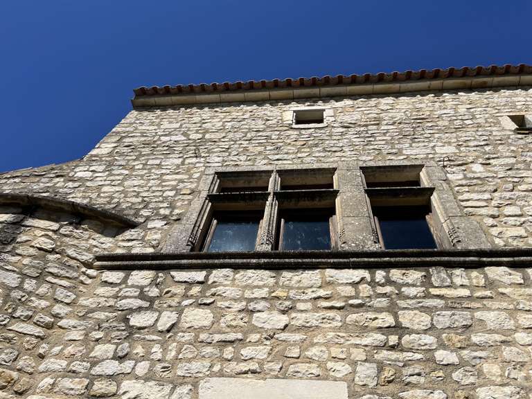 House Le Poët-Laval - 1 bedroom - 450m²