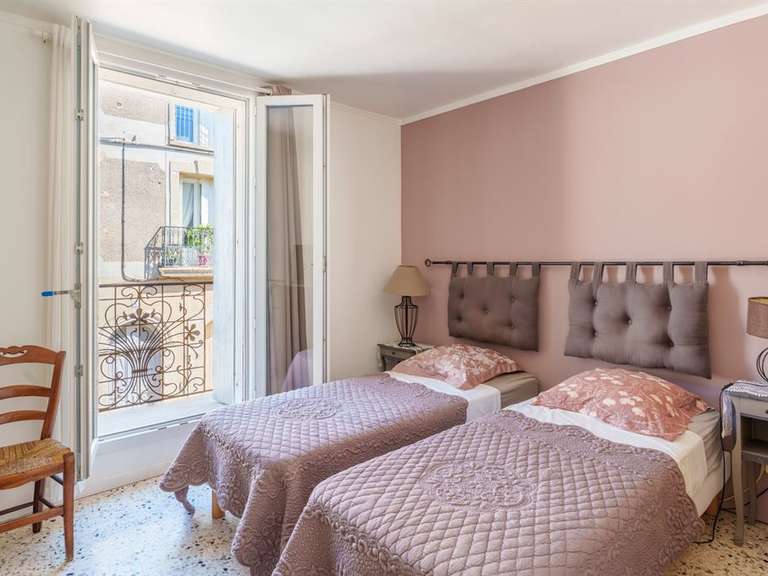 Maison Le Pouget - 6 chambres - 208m²