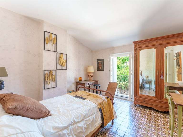 Maison Le Pouget - 6 chambres - 208m²