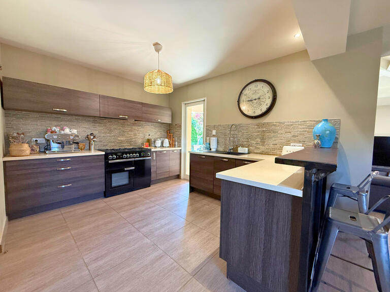Maison Le Puy-Sainte-Réparade - 5 chambres - 145m²
