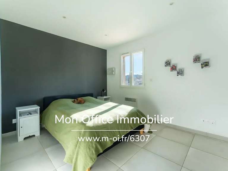 Maison Le Puy-Sainte-Réparade - 4 chambres - 154m²