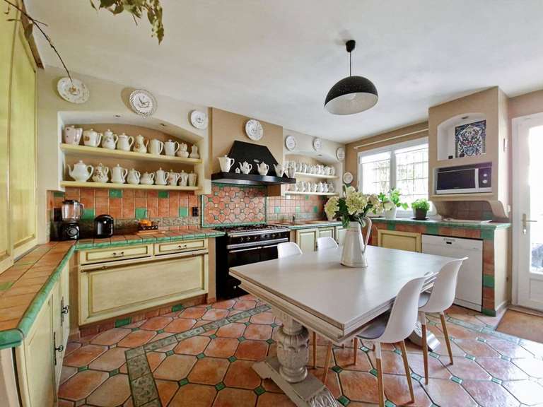 Maison Le Puy-Sainte-Réparade - 12 chambres - 700m²