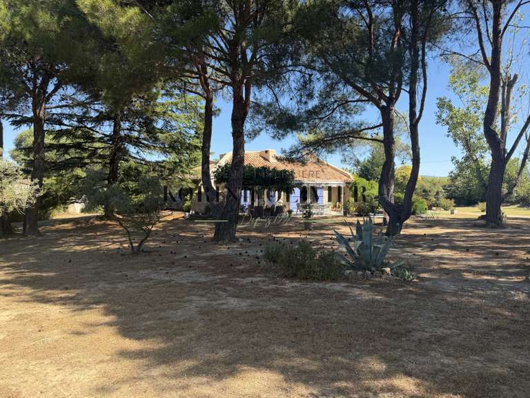Maison Le Puy-Sainte-Réparade - 4 chambres - 140m²