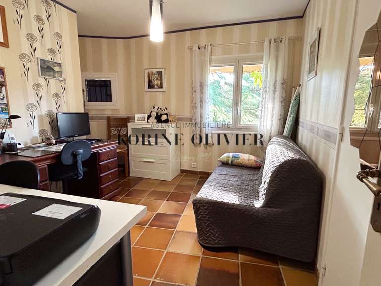 House Le Puy-Sainte-Réparade - 4 bedrooms - 140m²
