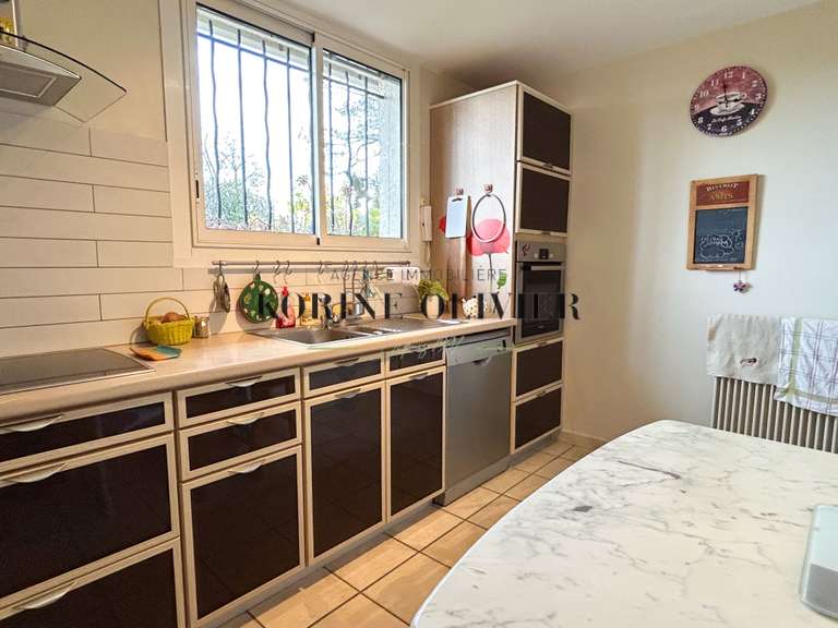 House Le Puy-Sainte-Réparade - 4 bedrooms - 140m²