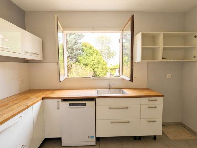 Villa Le Puy-Sainte-Réparade - 6 chambres - 183m²
