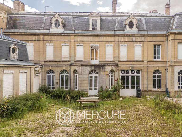 Maison Le Quesnoy - 8 chambres - 335m²