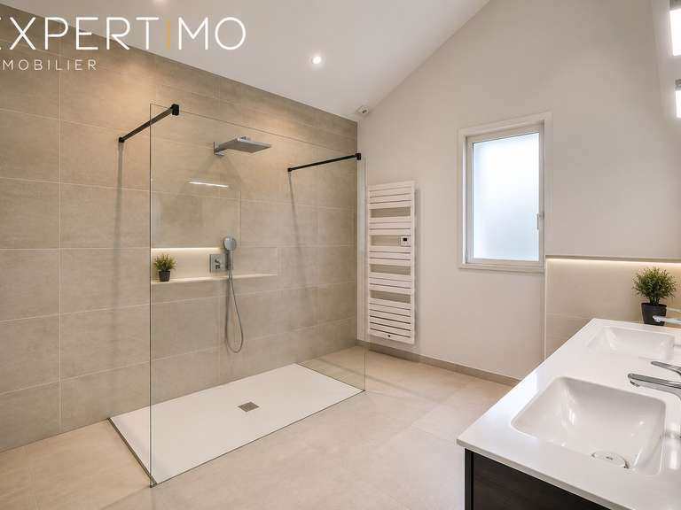 Maison Le Relecq-Kerhuon - 4 chambres - 243m²
