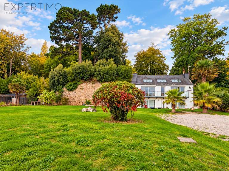 Maison Le Relecq-Kerhuon - 4 chambres - 243m²