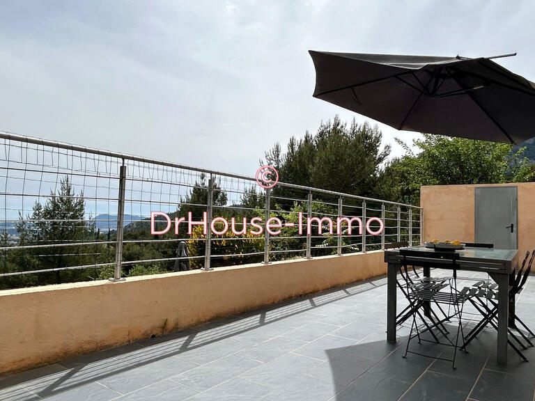 Villa Le Revest-les-Eaux - 4 chambres - 111m²
