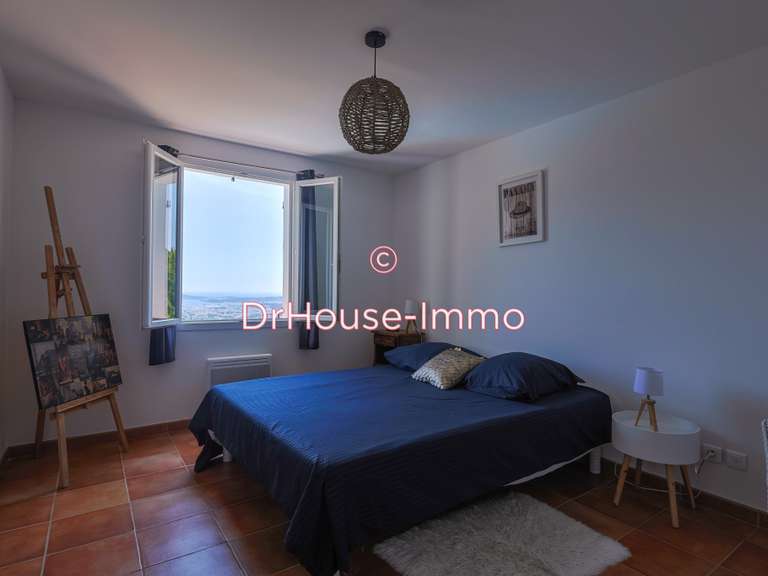Villa Le Revest-les-Eaux - 4 chambres - 111m²