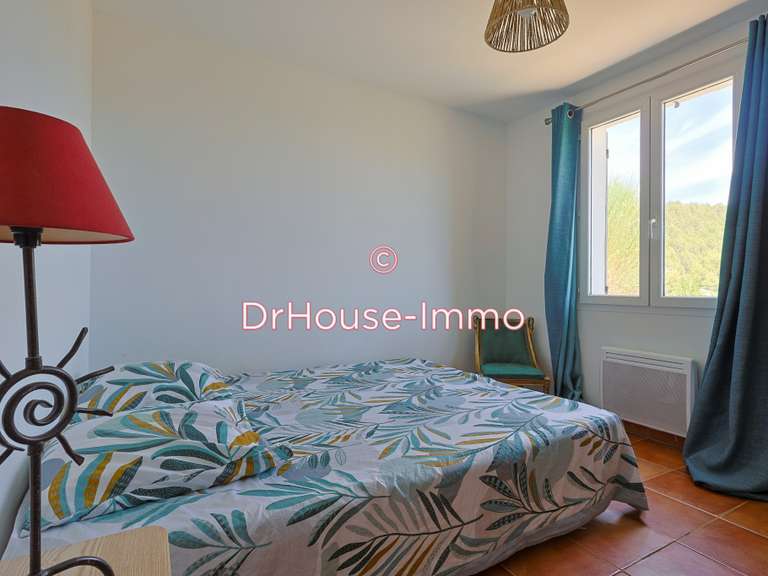 Villa Le Revest-les-Eaux - 4 chambres - 111m²