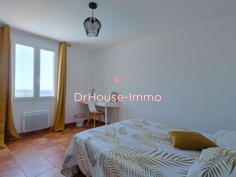 Villa Le Revest-les-Eaux - 4 chambres - 111m²