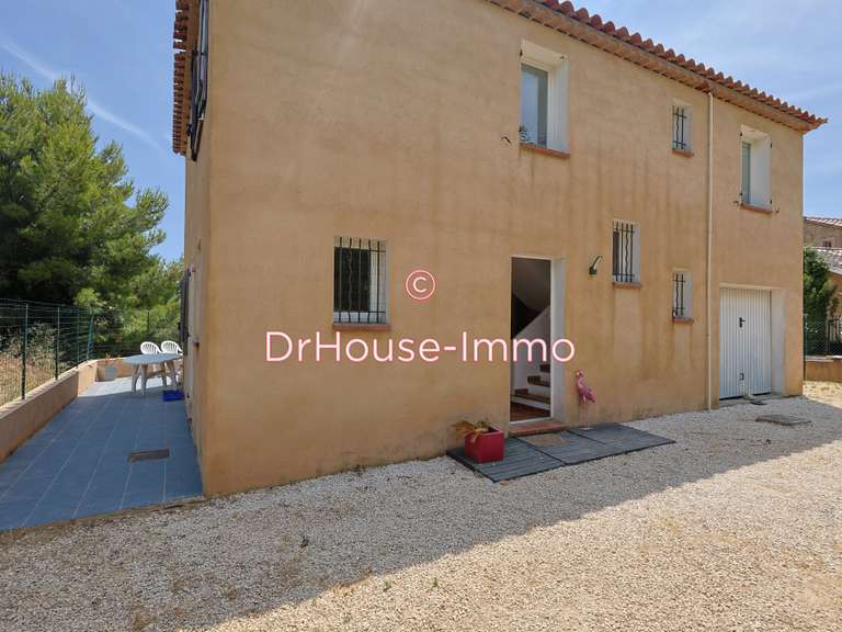 Villa Le Revest-les-Eaux - 4 chambres - 111m²