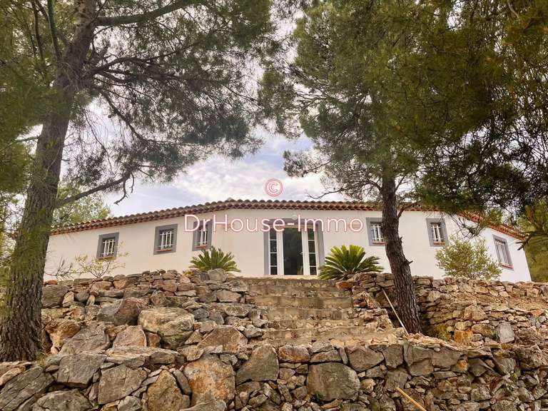 Villa Le Revest-les-Eaux - 3 bedrooms - 115m²
