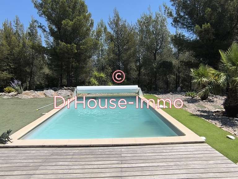 Villa Le Revest-les-Eaux - 3 chambres - 115m²