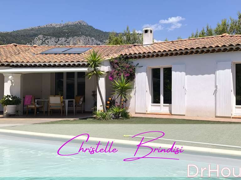 Villa Le Revest-les-Eaux - 3 chambres - 115m²
