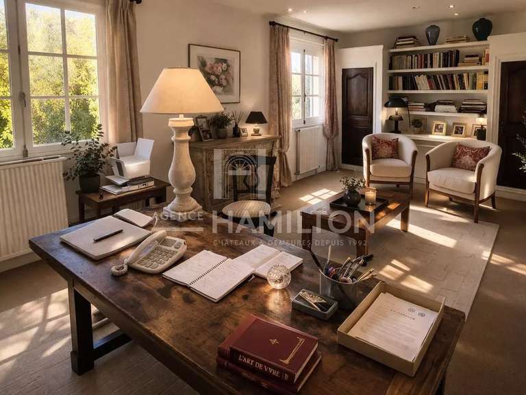 Unusual property Le Rouret - 3 bedrooms - 180m²