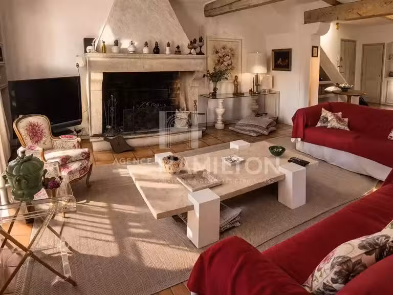 Bien atypique Le Rouret - 3 chambres - 180m²