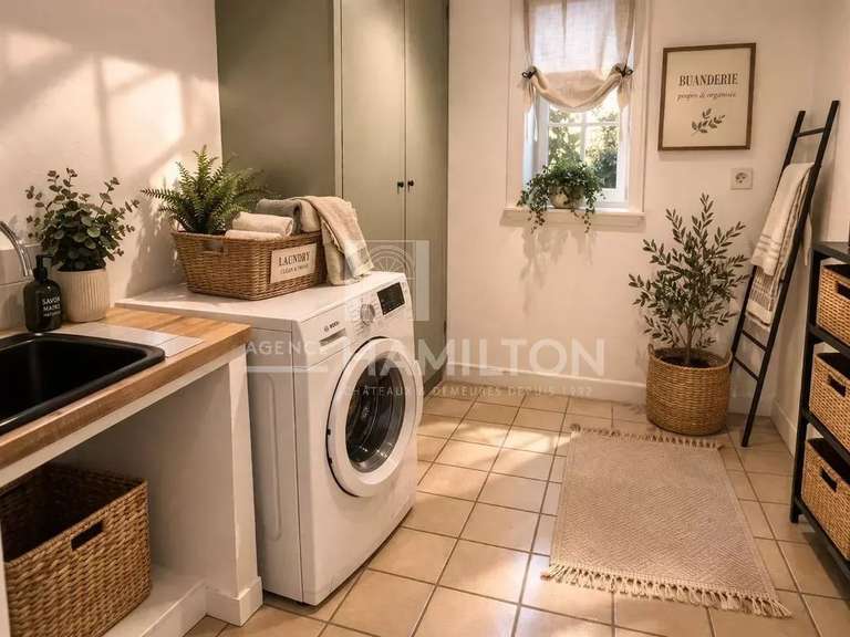 Unusual property Le Rouret - 3 bedrooms - 180m²