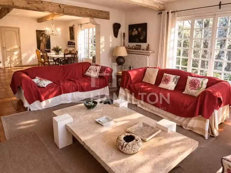 Bien atypique Le Rouret - 3 chambres - 180m²
