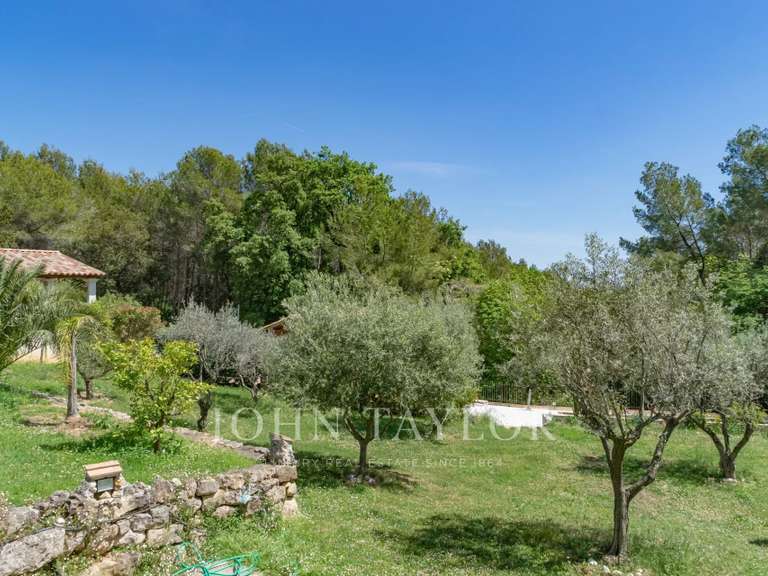Maison Le Rouret - 6 chambres - 260m²
