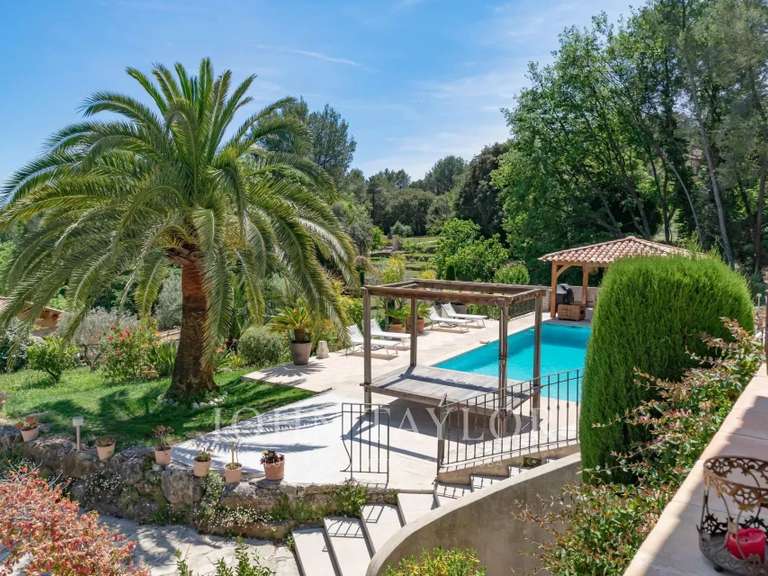 Maison Le Rouret - 6 chambres - 260m²