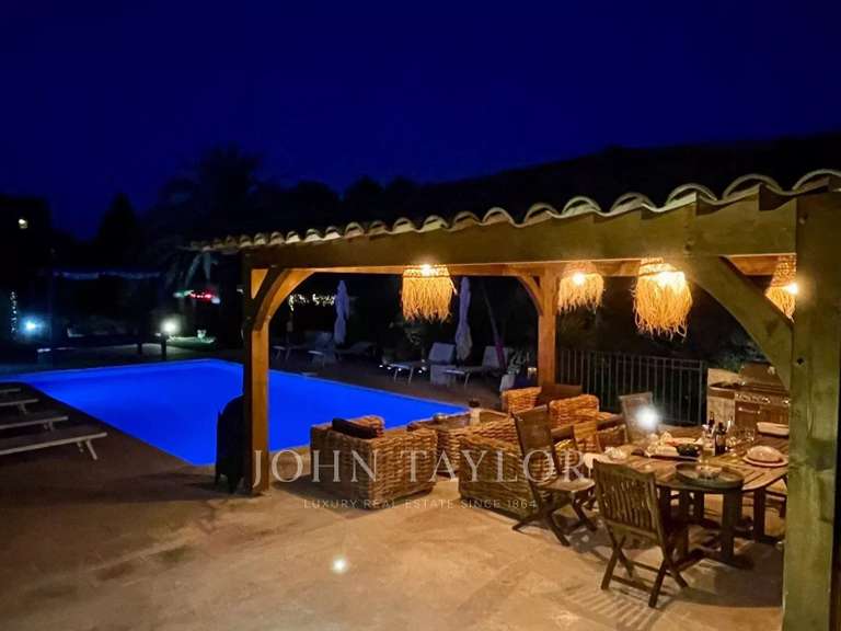 House Le Rouret - 6 bedrooms - 260m²