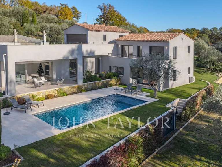 House Le Rouret - 4 bedrooms - 195m²