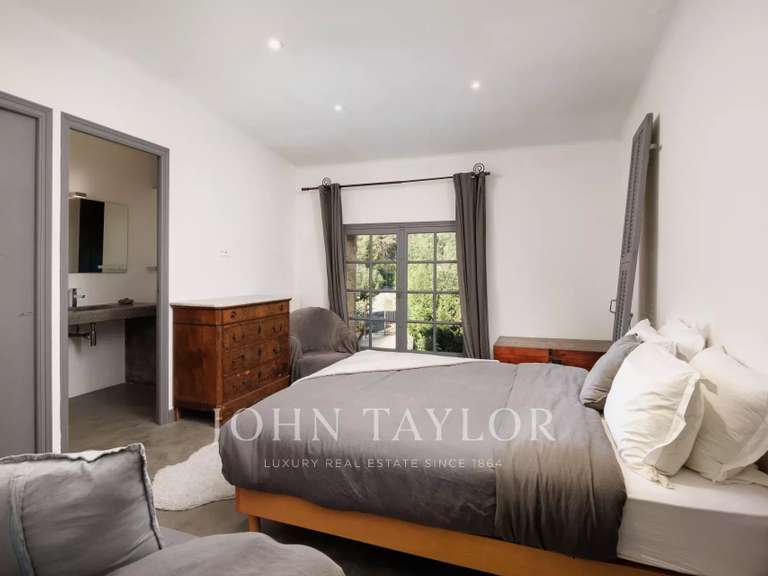 House Le Rouret - 7 bedrooms - 520m²