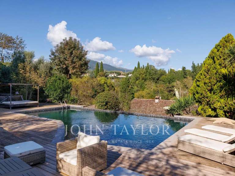 House Le Rouret - 7 bedrooms - 520m²