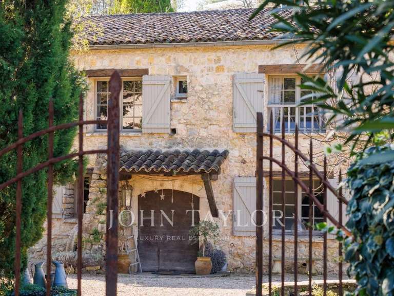 House Le Rouret - 7 bedrooms - 520m²