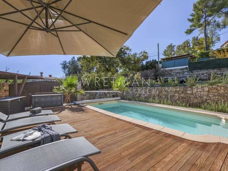 Maison Le Rouret - 3 chambres - 149m²