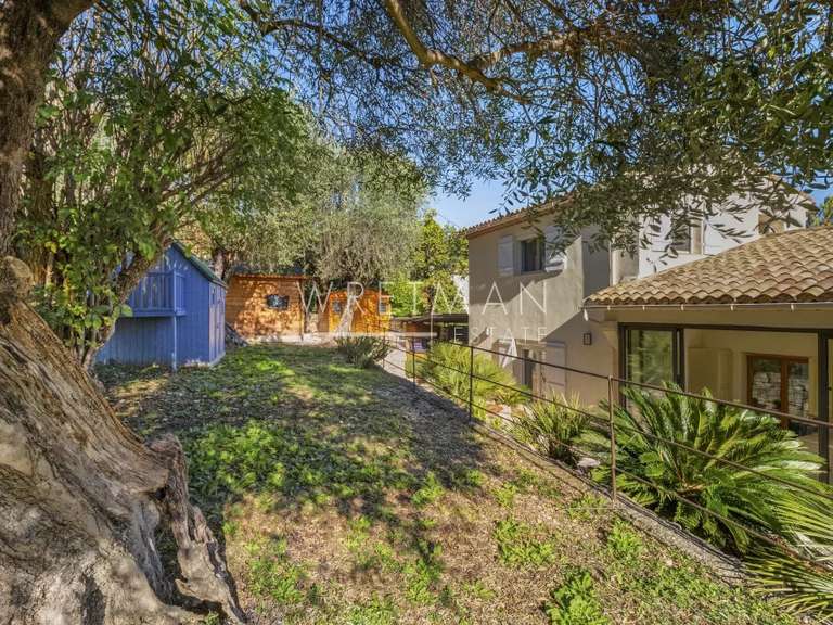 Maison Le Rouret - 3 chambres - 149m²