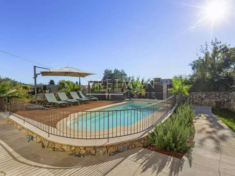 Maison Le Rouret - 3 chambres - 149m²