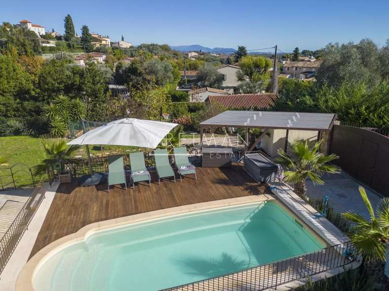 Maison Le Rouret - 3 chambres - 149m²