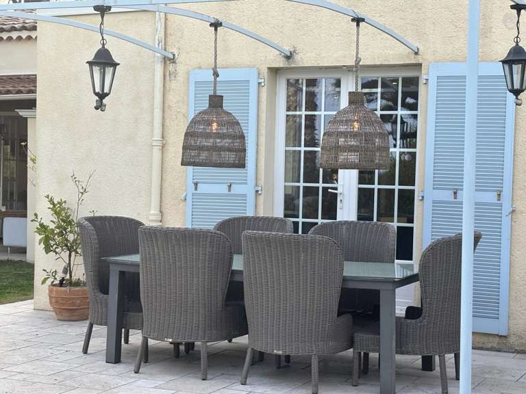 Maison Le Rouret - 6 chambres - 217m²