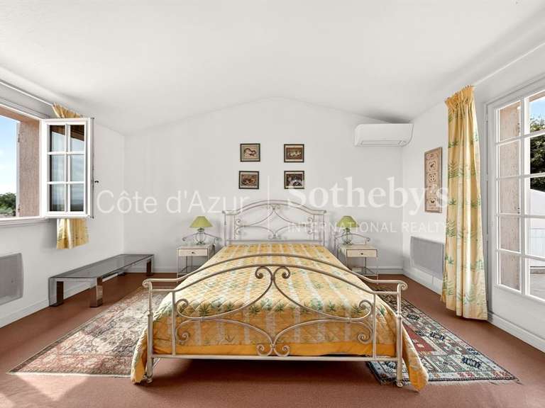 Maison avec Vue sur mer Le Rouret - 5 chambres - 301m²