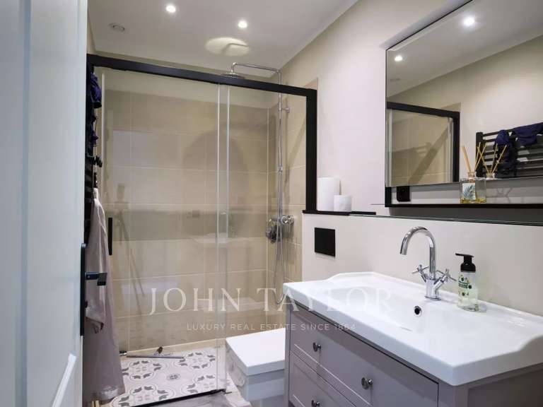 Maison Le Rouret - 6 chambres - 312m²