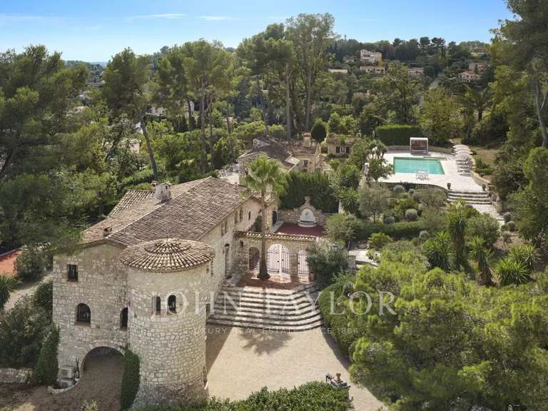 Maison Le Rouret - 6 chambres - 312m²