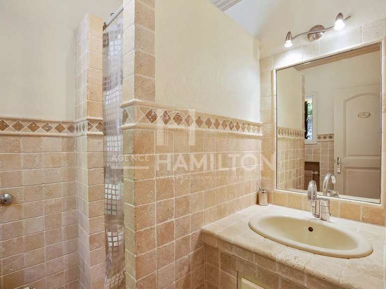 Maison avec Vue sur mer Le Rouret - 161m²