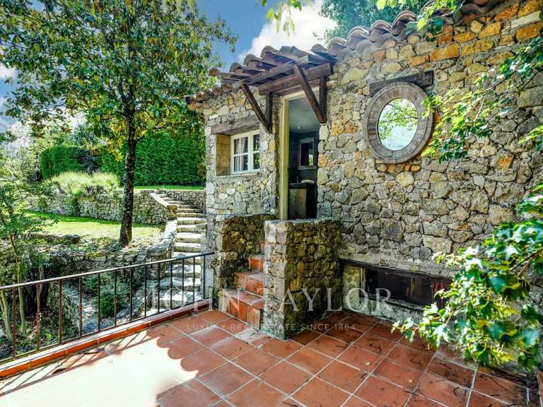 Maison Le Rouret - 9 chambres - 449m²