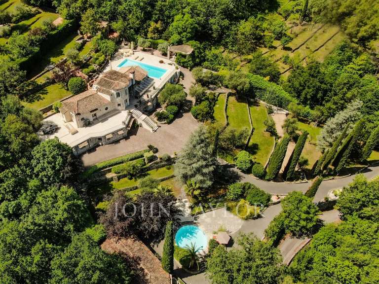 Maison Le Rouret - 9 chambres - 449m²