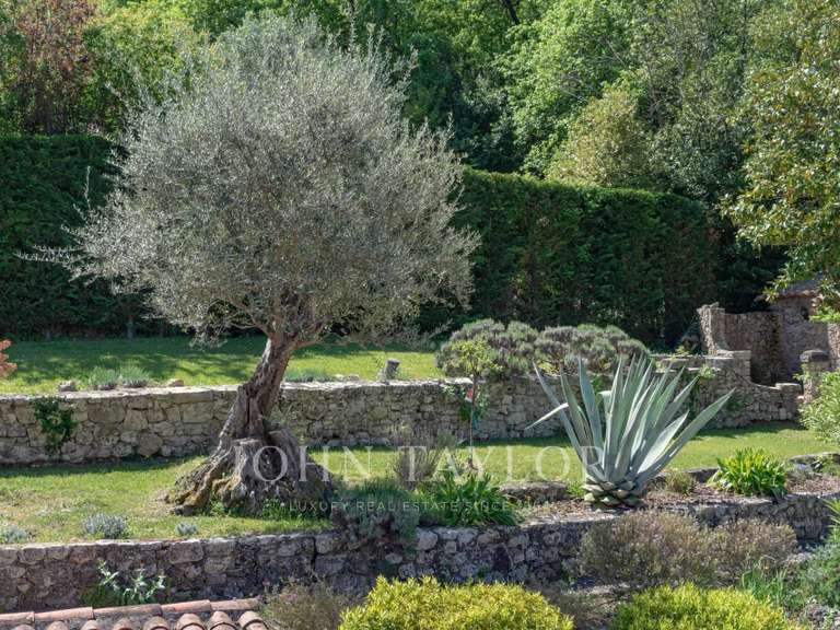 Maison Le Rouret - 9 chambres - 449m²