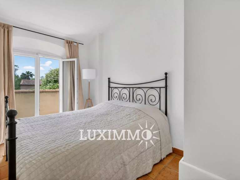 Maison Le Rouret - 4 chambres - 196m²