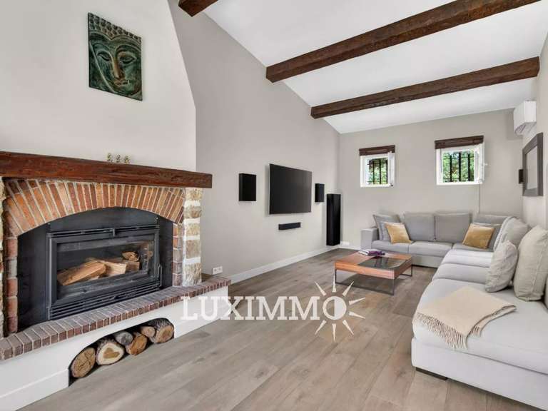 Maison Le Rouret - 4 chambres - 196m²