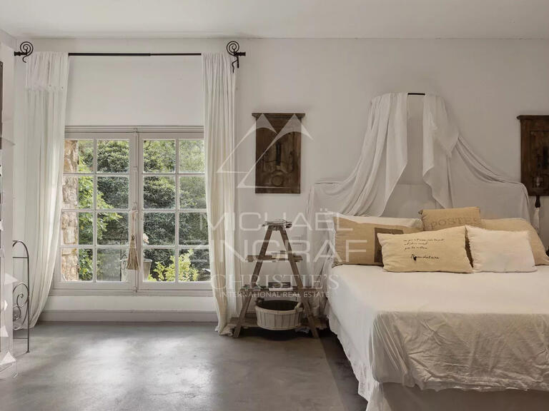 Propriété Le Rouret - 7 chambres - 415m²