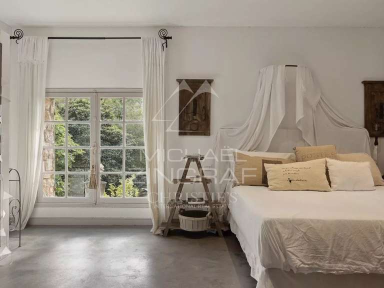 Property Le Rouret - 7 bedrooms - 415m²