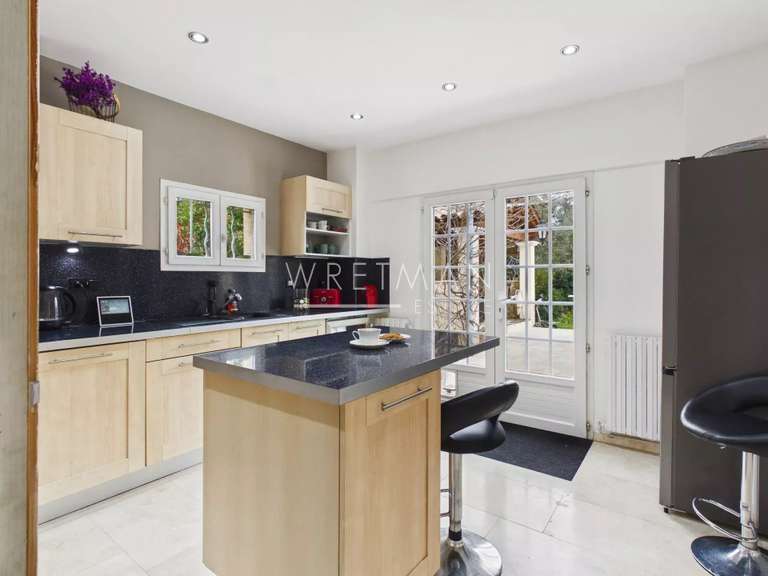 Villa Le Rouret - 178m²