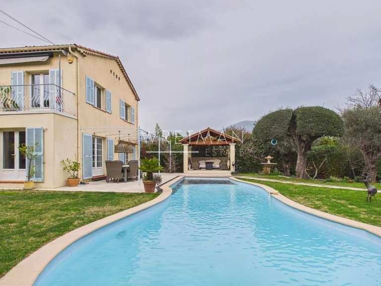 Villa Le Rouret - 178m²